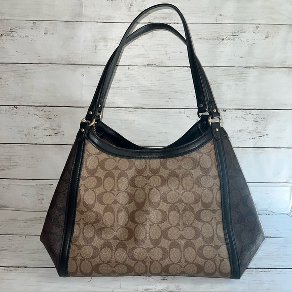 Coach Kristi Shoulder Bag Signature Canvas 2022 Brown - Picture 4 of 8